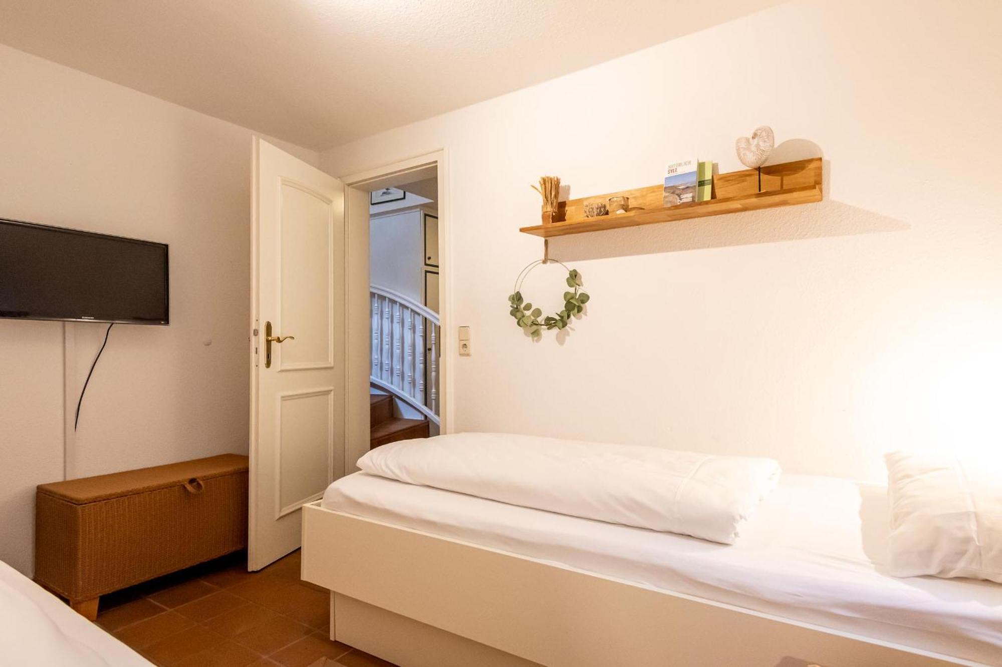Koeoeven Hues Ferienhaus *